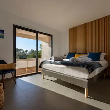 ホテル Calarossa Bay ポルトヴェッキオ