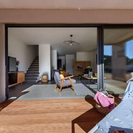 ホテル Calarossa Bay